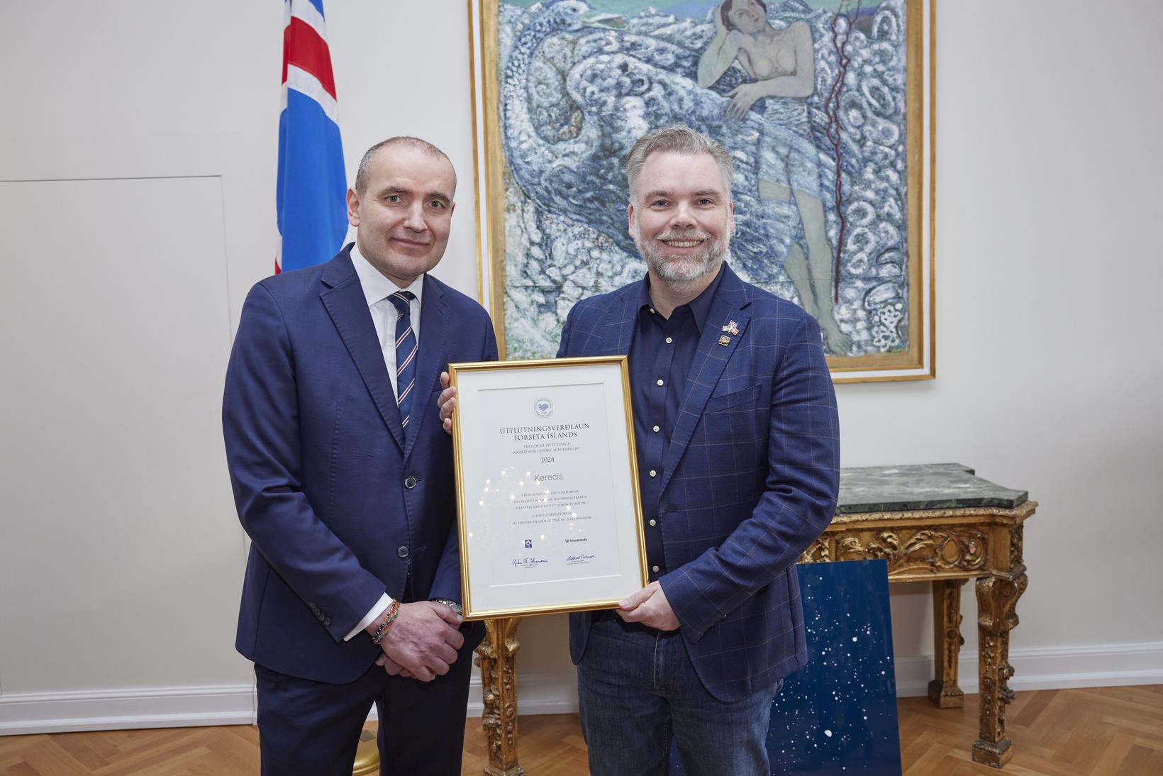 Le président islandais, Guðni Th.  Jóhannesson avec Guðmundur Fertram...