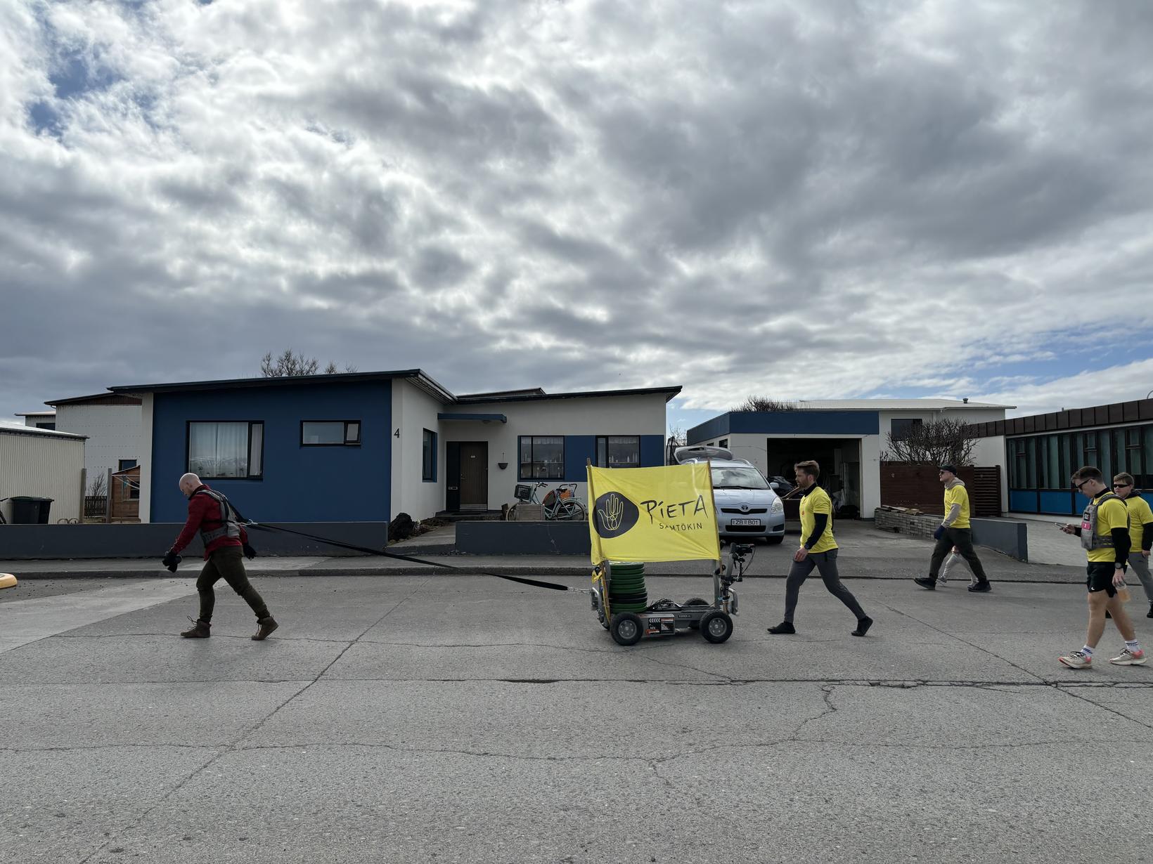 Vilhjálmsson marche pour soutenir l’organisation Pieta et …