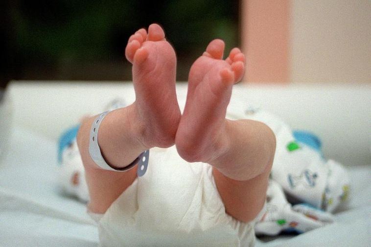 "Comment savez-vous que cette femme a eu cet enfant ?"