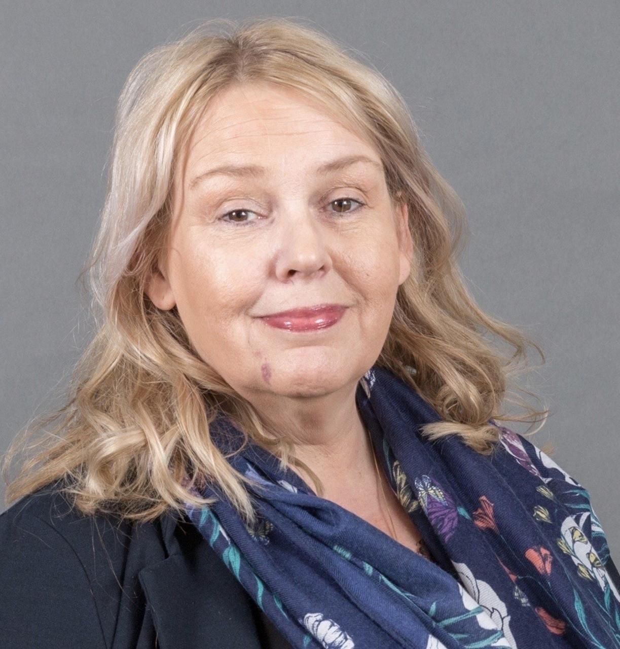 Helga Kristín Kolbeins, présidente de l'Association islandaise des maîtres d'école (SMÍ).