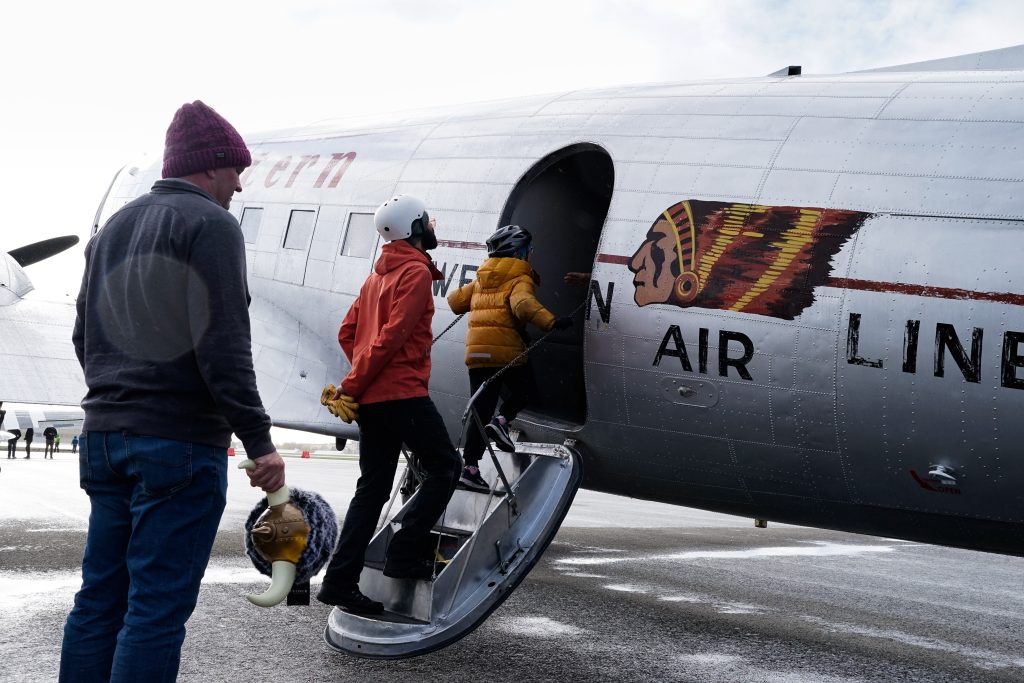 avion historique aéroport de reykjavík