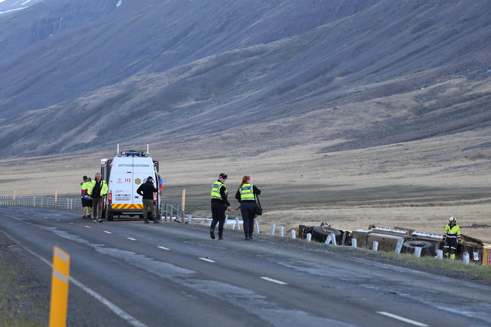 Police et premiers secours sur place.