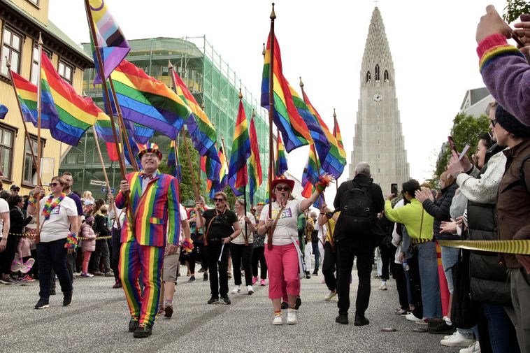 La marche des fiertés s'est très bien déroulée hier