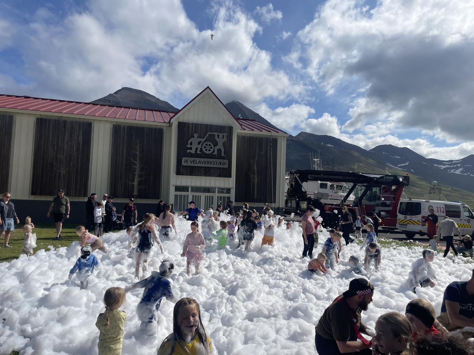 Ce sont les pompiers de Siglufjörður qui s'occupent de …