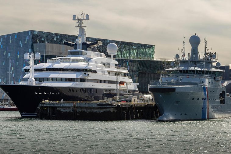 L'Octopus est désormais amarré à Reykjavik