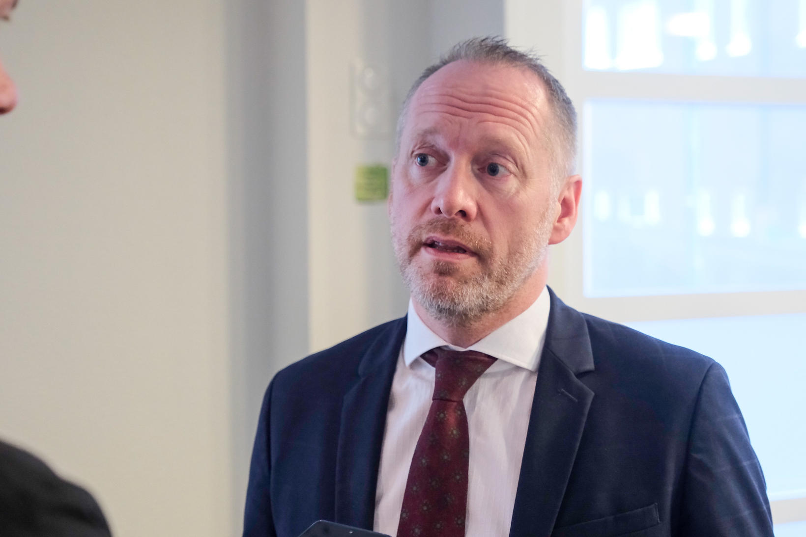 Guðmundur Ingi Guðbrandsson, ministre des Affaires sociales et du marché du travail...