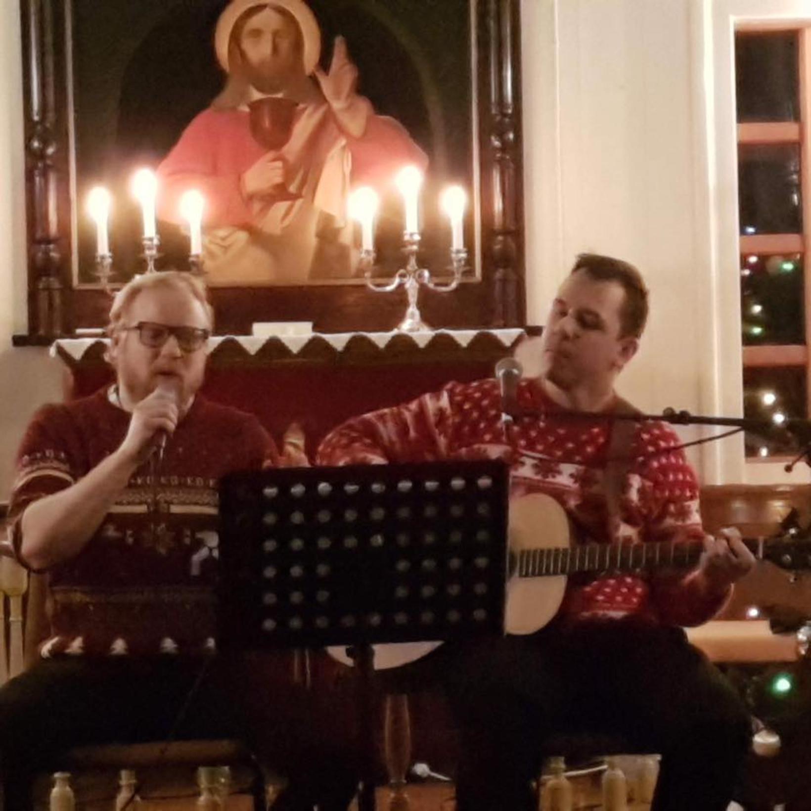 Les collègues ont déjà organisé des concerts de Noël dans des églises où…