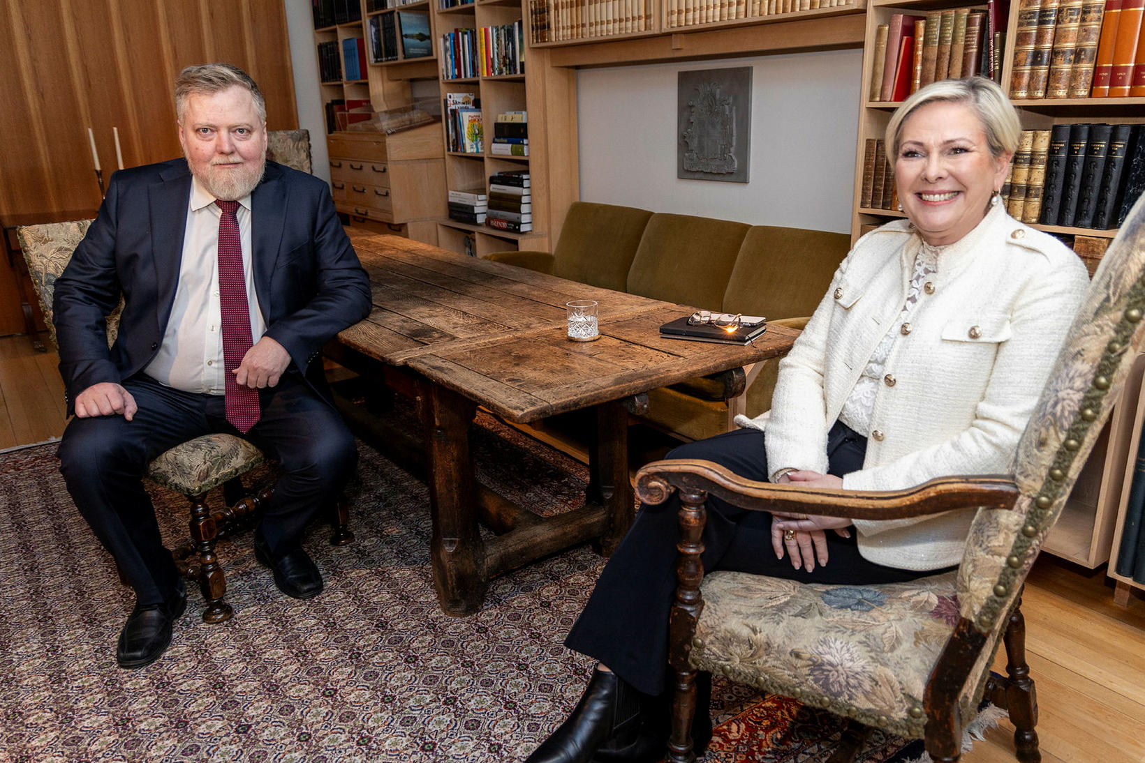 Sigmundur Davíð et Halla Tómasdóttir, présidente de l'Islande.