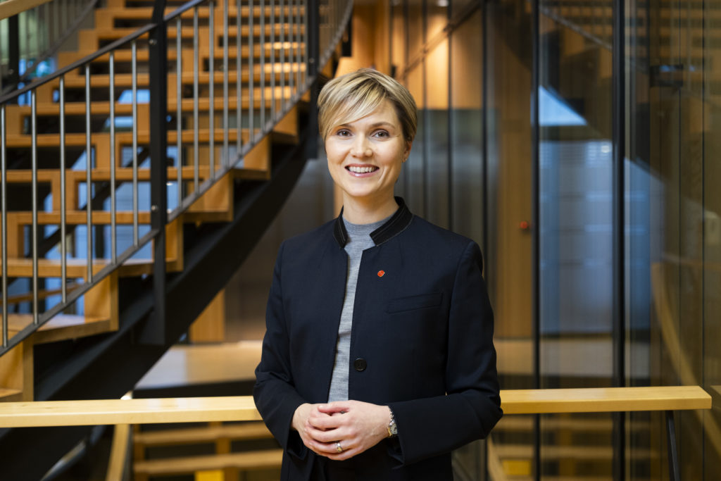 Kristrún Frostadóttir, crise du logement Islande