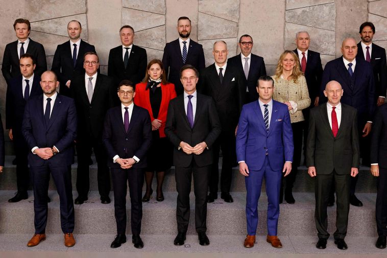 Dit que l'Islande doit renforcer ses défenses
