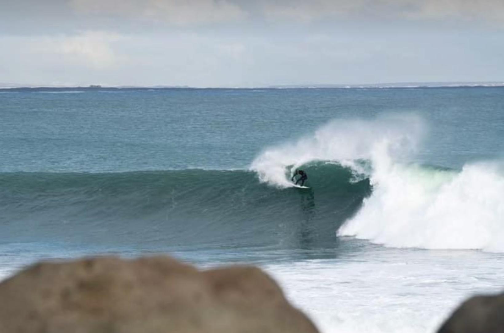 La zone des vagues à l'extérieur du port de þorlákshöfn est considérée comme l'une des…