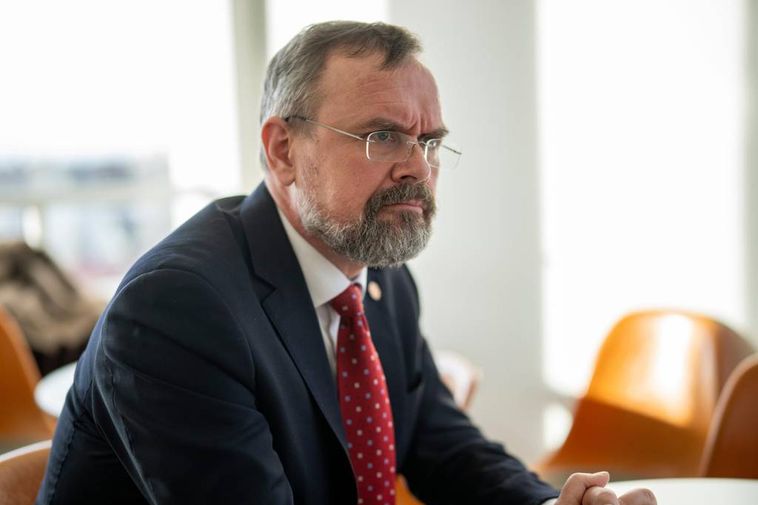 Le plan du gouvernement pour augmenter les frais de pêche fait face à la critique de l'industrie des pêches