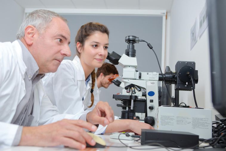 La pénurie d'installations continue de séduire la faculté de médecine de l'interface utilisateur