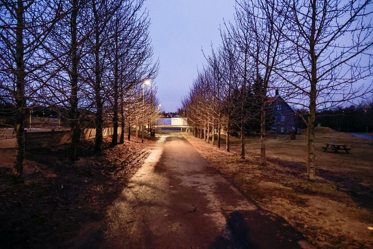 La police n'exclut pas d'autres perquisitions de maisons dans l'enquête sur les homicides