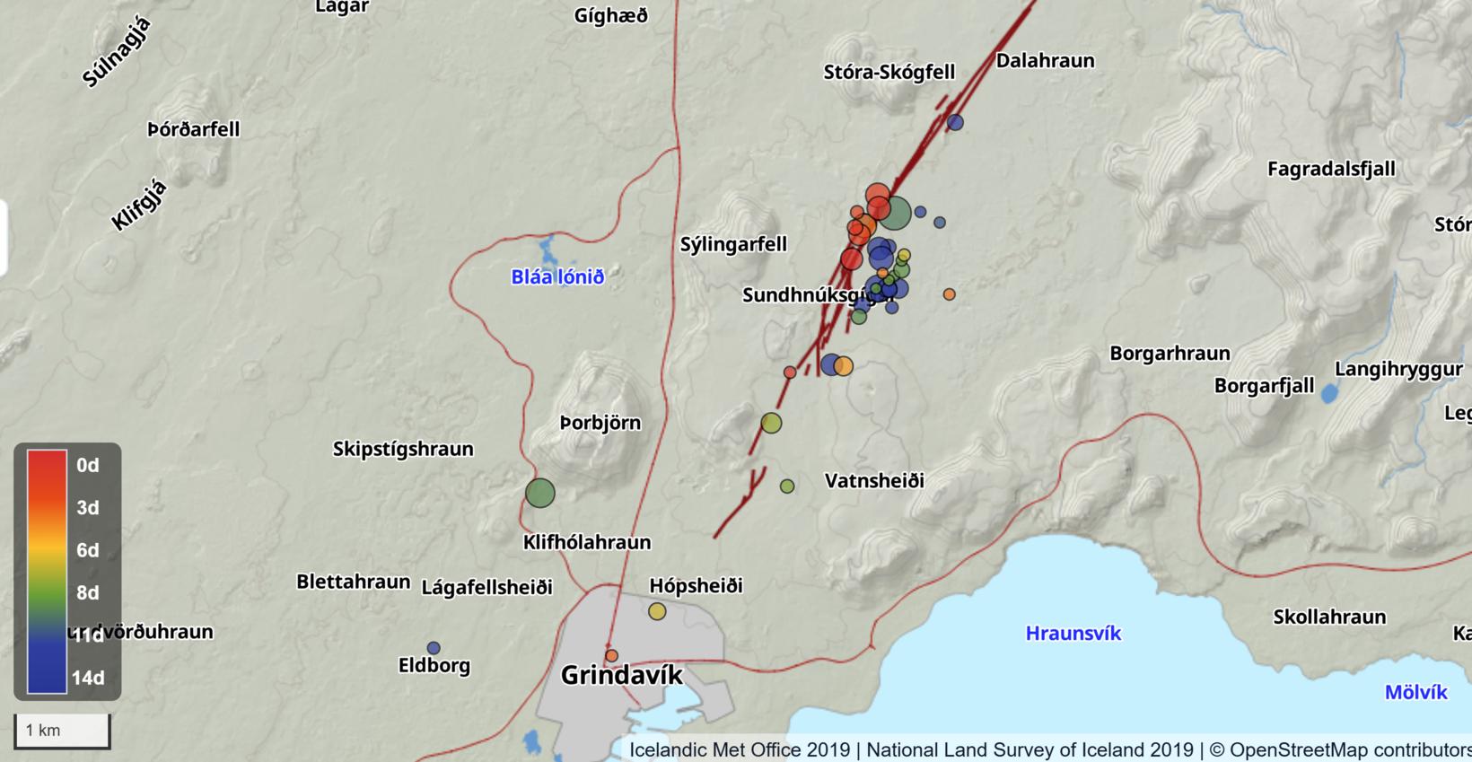 La carte montre l'emplacement des tremblements de terre autour du Sundhnúkagígar…