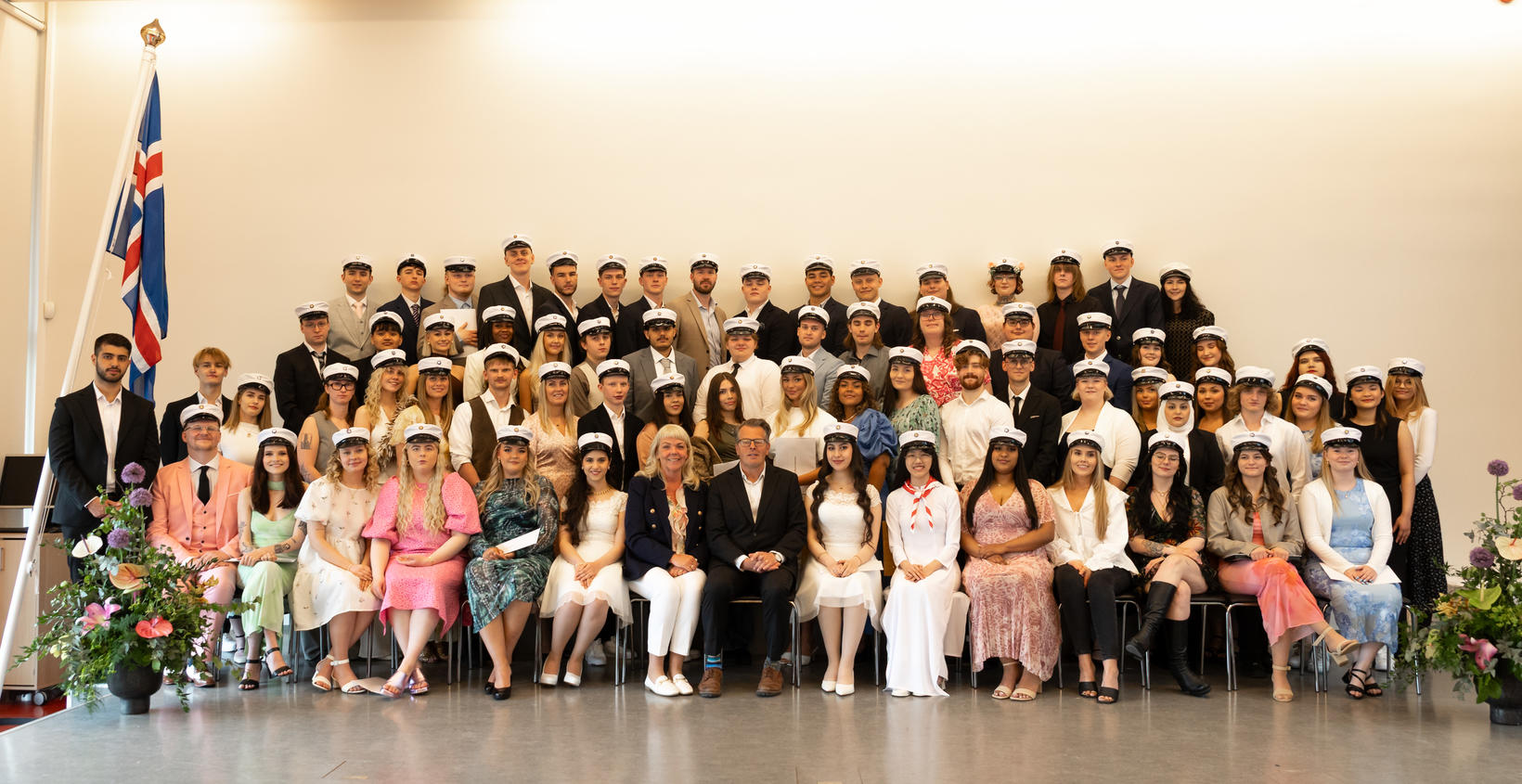 Diplômés des étudiants à Fá lors de la cérémonie de remise des diplômes hier.