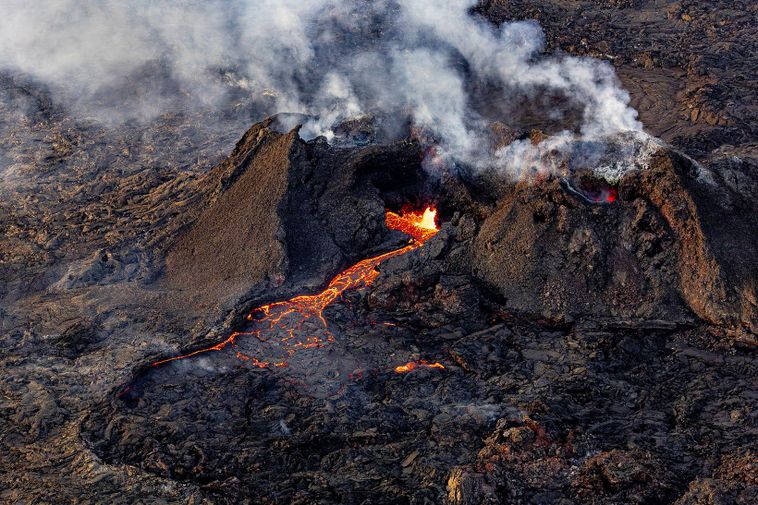 L'inflation à SvartSengi se poursuit, le risque d'éruption augmente vers l'automne