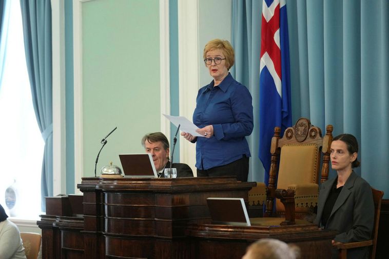 L'orateur du Parlement invoque "l'option nucléaire"