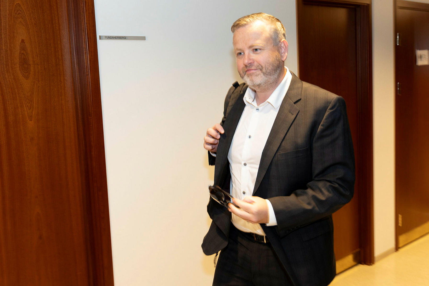 Stefán Karl Kristjánsson est Kurani & # 8217; avocat.