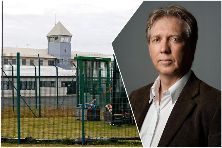 Propose d'envoyer des prisonniers à l'étranger