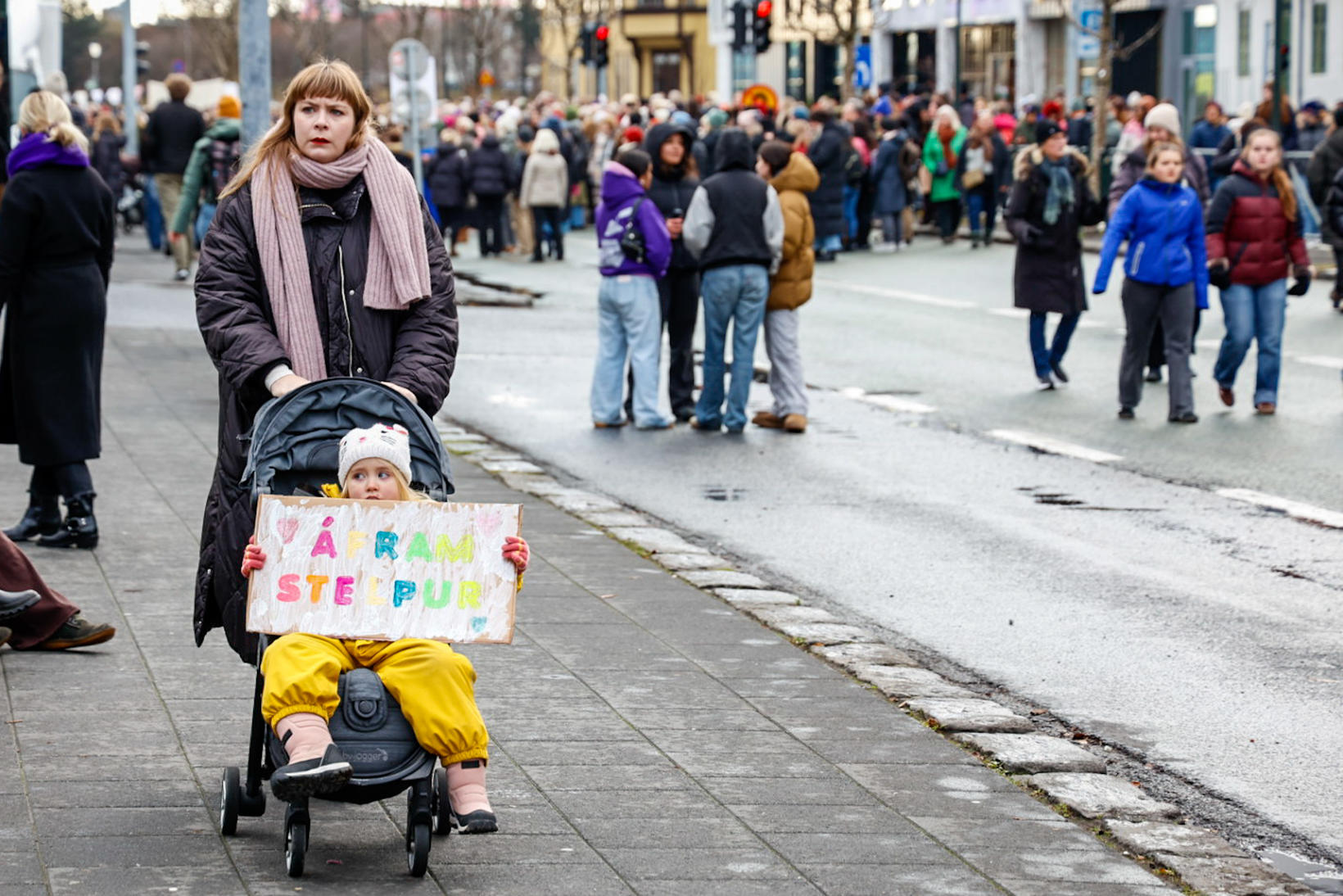 Les jeunes femmes ont fait entendre leur voix.