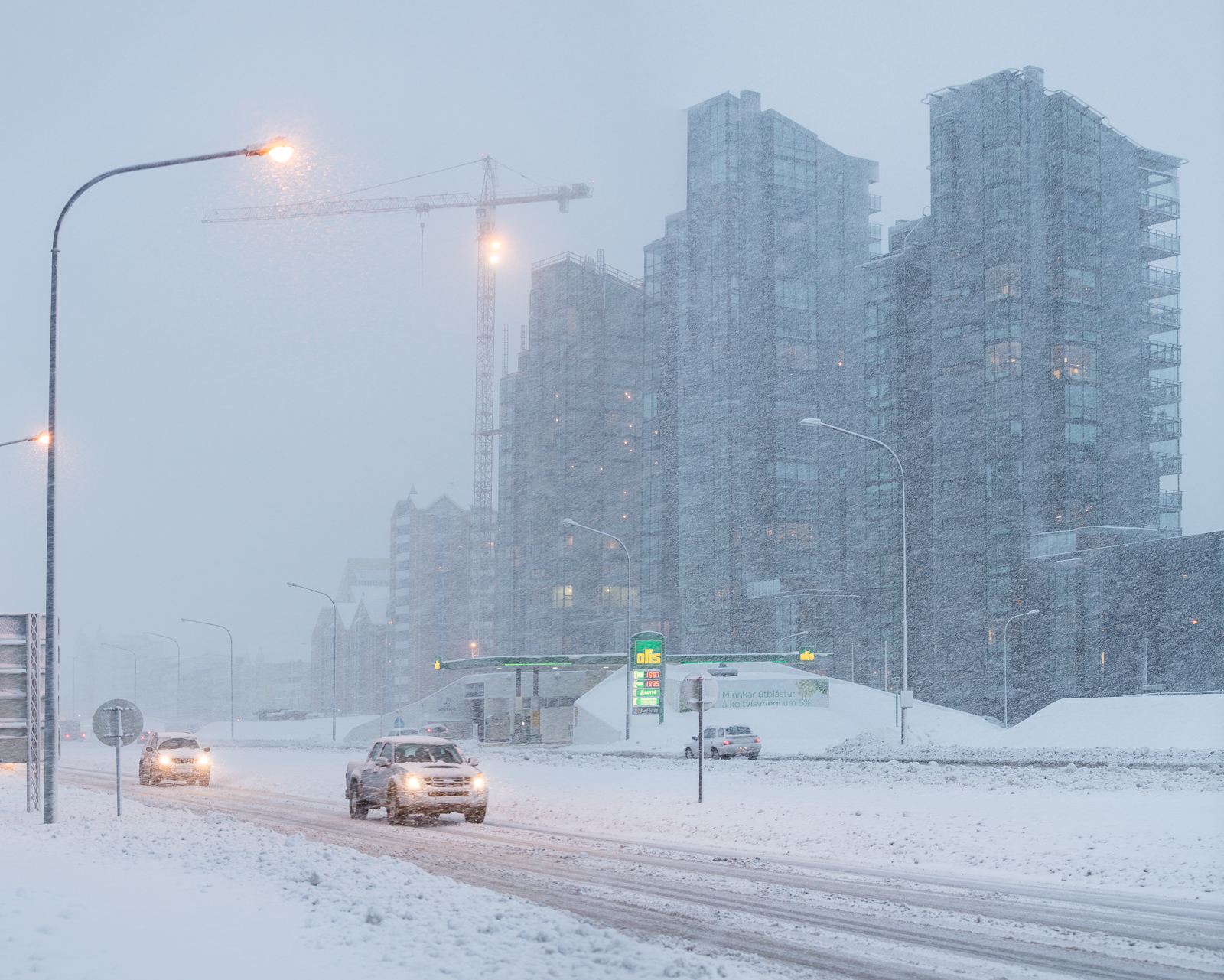 Les autorités exhortent les gens à rester chez eux en raison de la météo