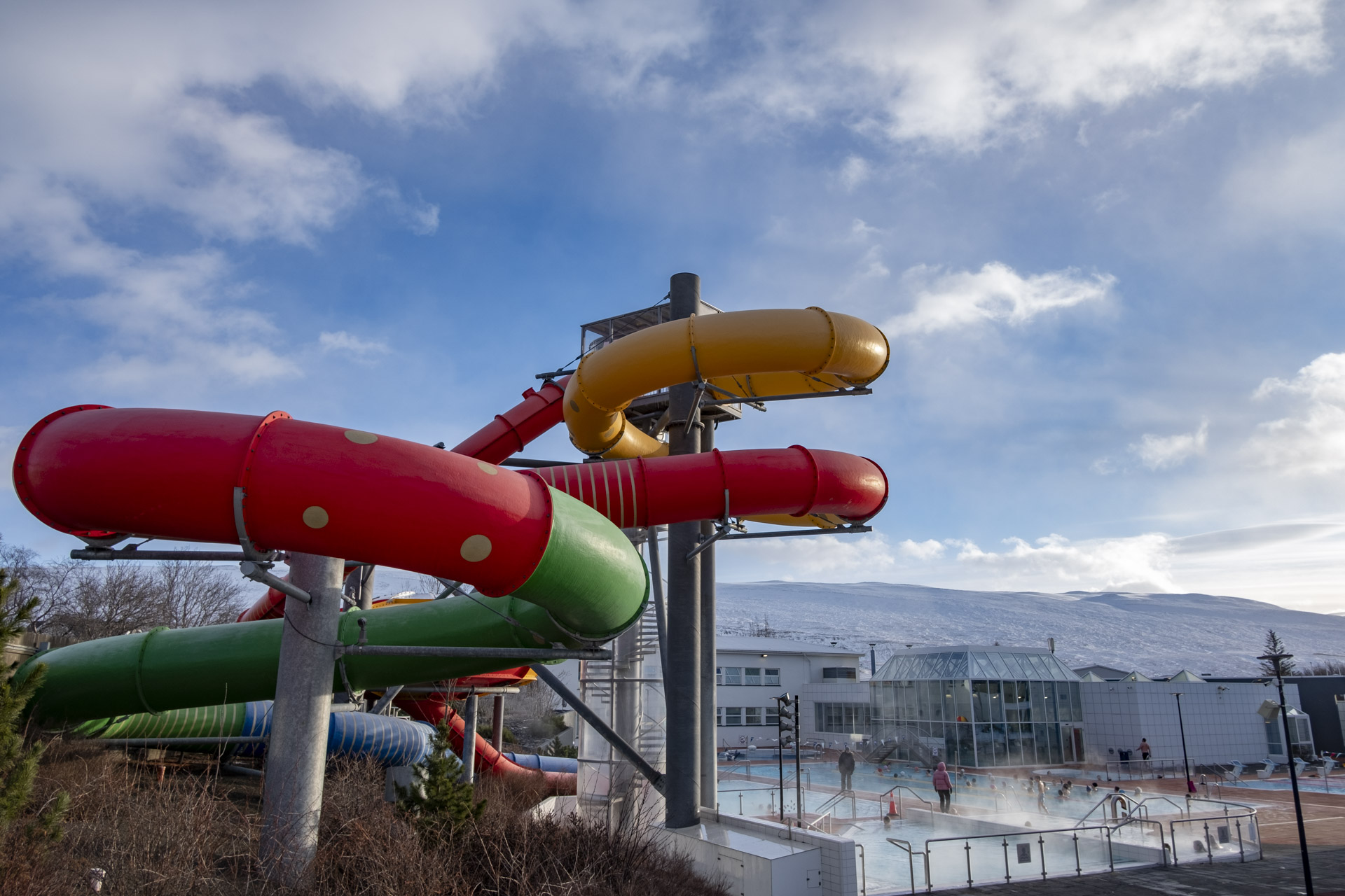 Une vue du nord : la confrontation à Sundlaug