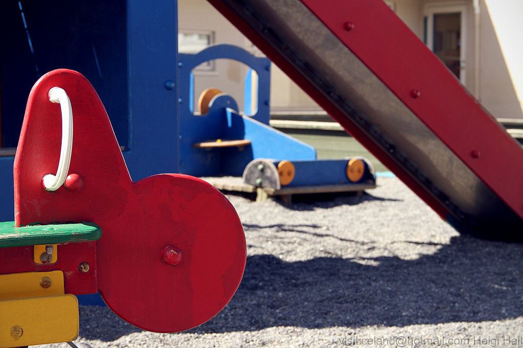Près de 40 pour cent des enfants éligibles se retrouvent sans placement scolaire spécial dans la région de la capitale – The Reykjavík Grapevine